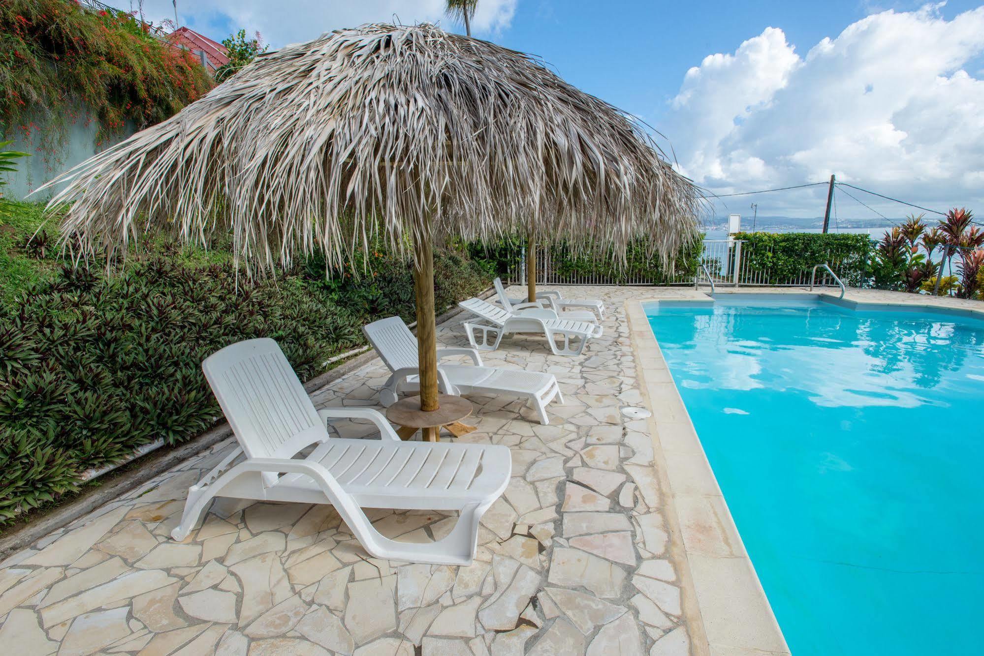 Le Panoramic Aparthotel Les Trois-Ilets Exteriör bild